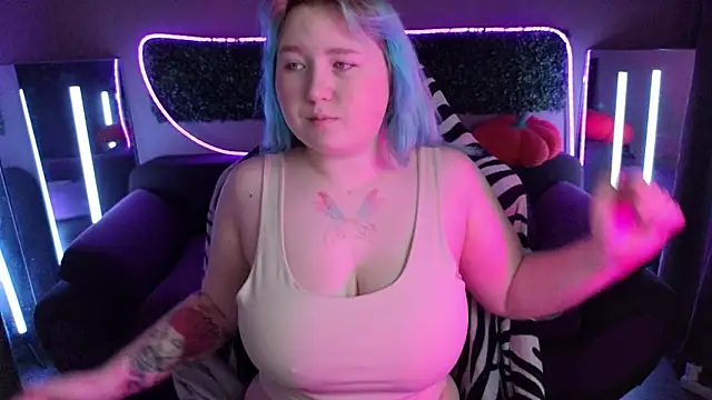 Snapshot of ChimberWol chatting on November 18, 2:06 am ChimberWol online show from November 18, 2:06 am