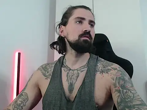 Snapshot of MateoHunk chatting on October 11, 11:09 am MateoHunk online show from October 11, 11:09 am