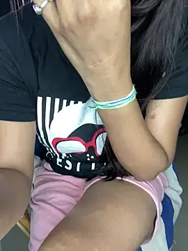 Snapshot of Hot_royalbhabhi chatting on January 12, 10:45 am Hot royalbhabhi online show from January 12, 10:45 am