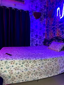 Hot royalbhabhi online show from October 27, 2:54 pm