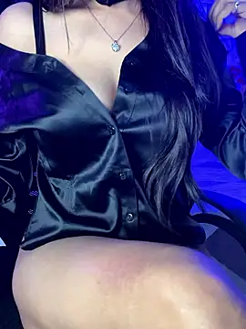 Hot royalbhabhi online show from January 12, 12:43 pm