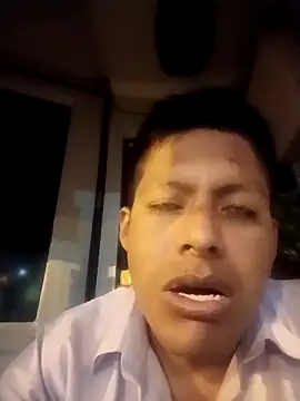 Snapshot of alexchir4 chatting on November 1, 11:29 pm alexchir4 online show from November 1, 11:29 pm