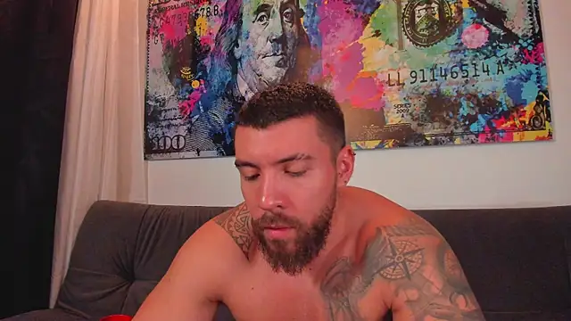 Snapshot of _dreammr1_ chatting on November 18, 10:47 pm dreammr1 online show from November 18, 10:47 pm