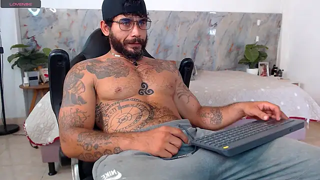 hanz col online show from June 9, 5:13 pm