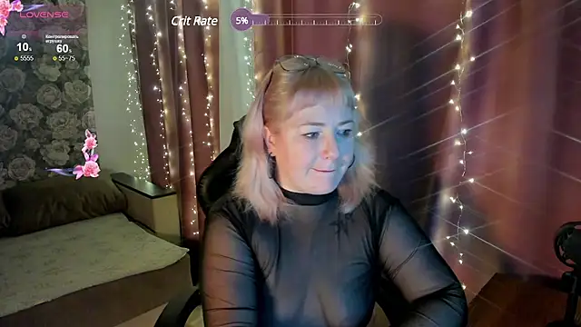 Snapshot of Victoria_Di chatting on December 21, 10:39 am Victoria Di online show from December 21, 10:39 am