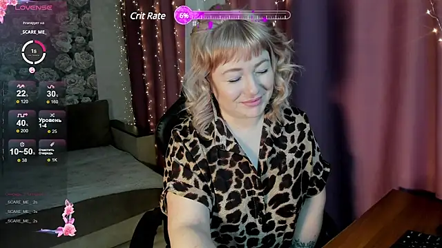 Snapshot of Victoria_Di chatting on December 24, 2:10 am Victoria Di online show from December 24, 2:10 am