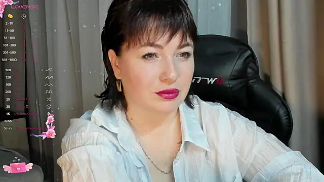 Snapshot of Victoria_Di chatting on September 24, 2:53 pm Victoria Di online show from September 24, 2:53 pm
