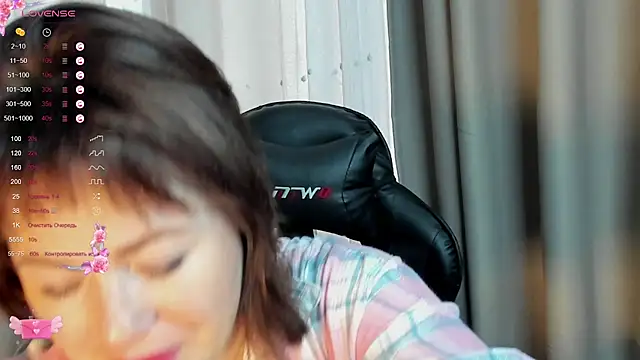 Snapshot of Victoria_Di chatting on October 3, 5:48 am Victoria Di online show from October 3, 5:48 am