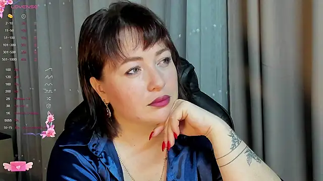 Snapshot of Victoria_Di chatting on October 5, 12:14 pm Victoria Di online show from October 5, 12:14 pm