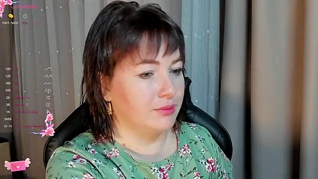 Snapshot of Victoria_Di chatting on October 13, 2:50 pm Victoria Di online show from October 13, 2:50 pm
