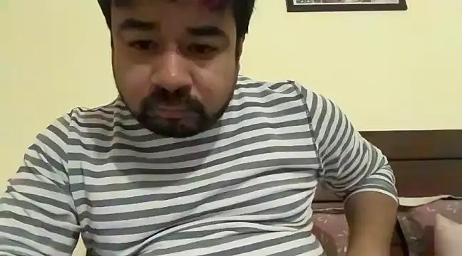 Snapshot of coolboy6566 chatting on February 5, 1:04 am coolboy6566 online show from February 5, 1:04 am