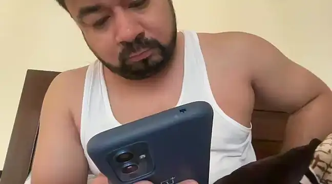 Snapshot of coolboy6566 chatting on March 18, 3:20 am coolboy6566 online show from March 18, 3:20 am