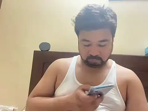 Snapshot of coolboy6566 chatting on February 18, 7:21 pm coolboy6566 online show from February 18, 7:21 pm