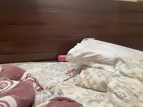 Snapshot of coolboy6566 chatting on February 21, 5:36 pm coolboy6566 online show from February 21, 5:36 pm