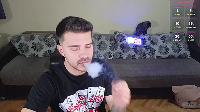 JohnnyStepBro online show from December 11, 5:26 pm