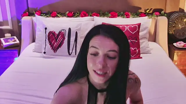 MadilynFox online show from February 15, 1:53 am