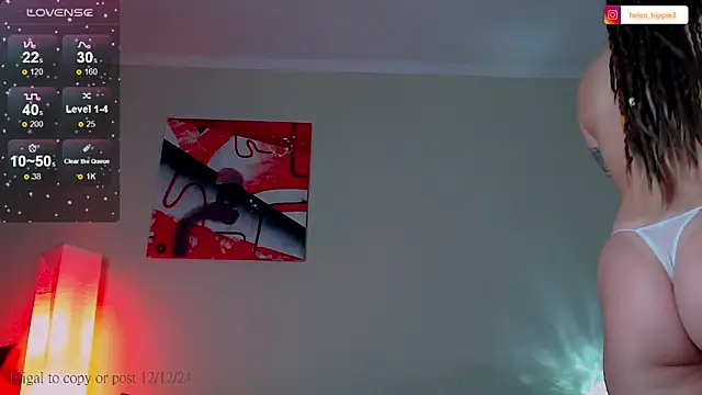 Snapshot of FoxRineHelen chatting on December 13, 10:23 pm FoxRineHelen online show from December 13, 10:23 pm