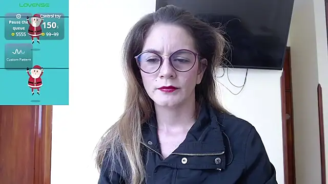 Snapshot of Hanny_24 chatting on December 20, 8:55 pm Hanny 24 online show from December 20, 8:55 pm