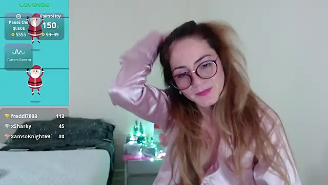 Snapshot of Hanny_24 chatting on December 30, 11:37 am Hanny 24 online show from December 30, 11:37 am