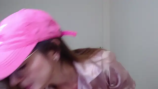 Snapshot of Hanny_24 chatting on January 9, 12:09 pm Hanny 24 online show from January 9, 12:09 pm