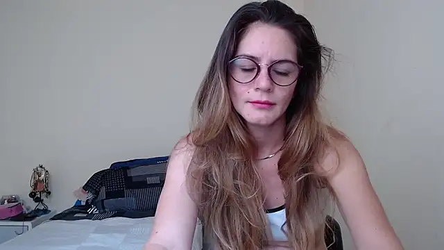 Snapshot of Hanny_24 chatting on January 15, 1:20 pm Hanny 24 online show from January 15, 1:20 pm