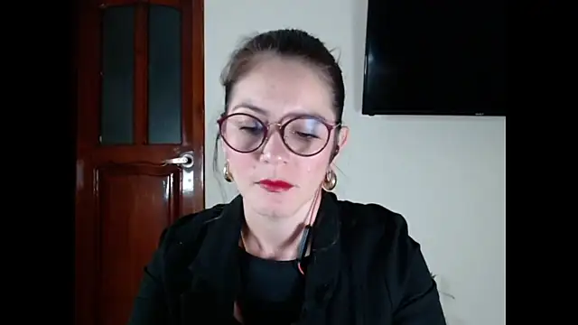 Snapshot of Hanny_24 chatting on January 20, 9:56 am Hanny 24 online show from January 20, 9:56 am