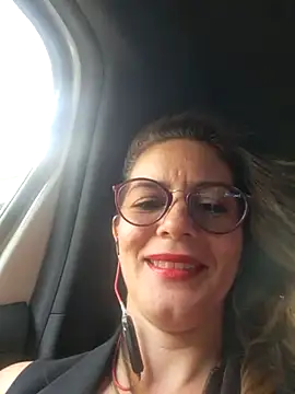 Snapshot of Hanny_24 chatting on February 15, 8:11 pm Hanny 24 online show from February 15, 8:11 pm