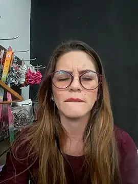 Snapshot of Hanny_24 chatting on February 26, 8:04 am Hanny 24 online show from February 26, 8:04 am