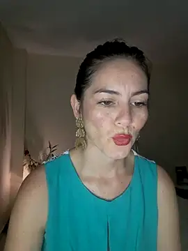 Snapshot of Hanny_24 chatting on March 17, 6:40 am Hanny 24 online show from March 17, 6:40 am