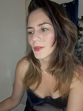 Snapshot of Hanny_24 chatting on September 20, 2:23 am Hanny 24 online show from September 20, 2:23 am