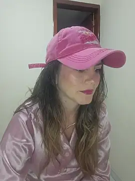 Snapshot of Hanny_24 chatting on October 11, 2:55 am Hanny 24 online show from October 11, 2:55 am