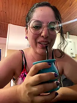 babyluna939 online show from December 15, 4:00 pm