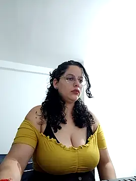 babyluna939 online show from May 1, 12:48 am
