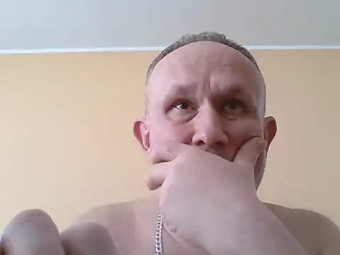 Snapshot of X46x chatting on November 15, 11:29 am X46x online show from November 15, 11:29 am