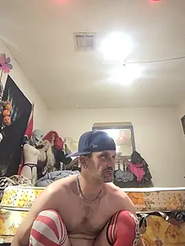 Snapshot of slinginbigD chatting on June 28, 4:02 pm slinginbigD online show from June 28, 4:02 pm