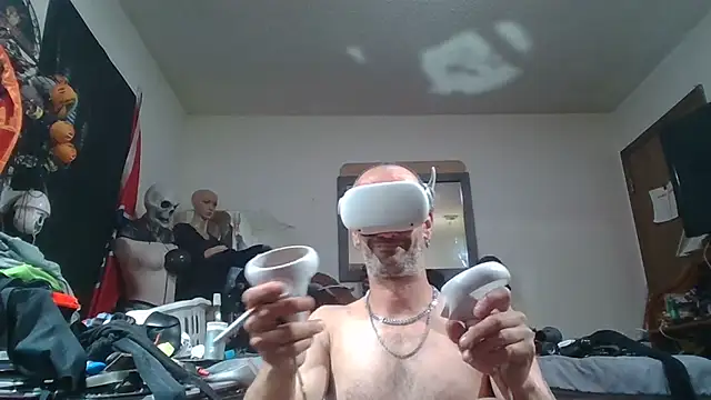 Snapshot of slinginbigD chatting on July 12, 4:53 pm slinginbigD online show from July 12, 4:53 pm