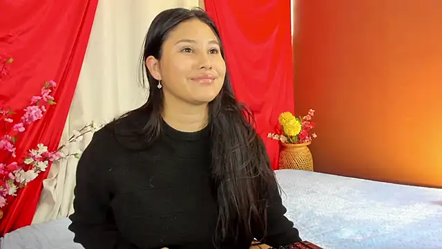 Snapshot of Little_Ivy chatting on November 3, 1:01 pm Little Ivy online show from November 3, 1:01 pm