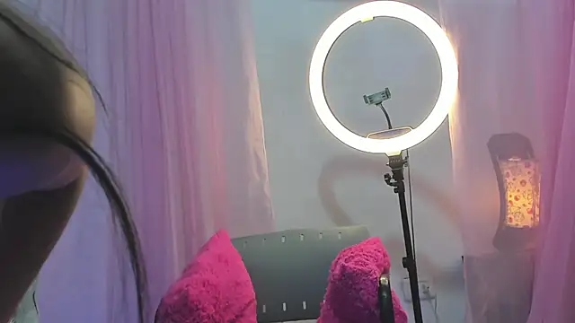 Snapshot of Monica_lopez chatting on January 17, 7:27 pm Monica lopez online show from January 17, 7:27 pm