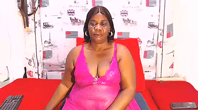 Snapshot of Honeybumsx32 chatting on March 11, 2:54 am Honeybumsx32 online show from March 11, 2:54 am