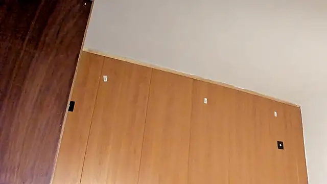 Wendy Marchall online show from February 1, 7:01 pm