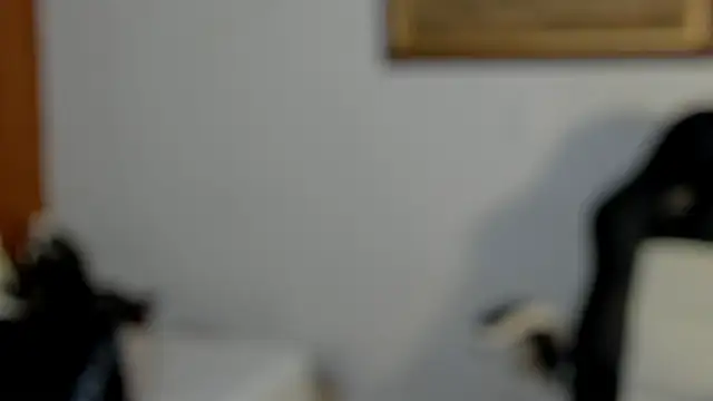 Wendy Marchall online show from February 6, 8:01 pm