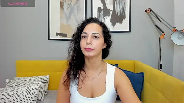 Snapshot of Linda_Insatiable chatting on March 22, 1:22 am Linda Insatiable online show from March 22, 1:22 am