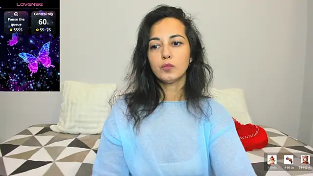 Snapshot of Linda_Insatiable chatting on August 8, 1:08 am Linda Insatiable online show from August 8, 1:08 am