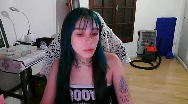 Snapshot of loletabb chatting on January 23, 5:13 am loletabb online show from January 23, 5:13 am