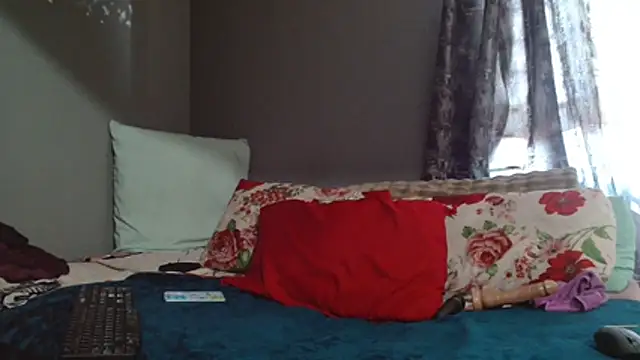 Bustyredx online show from August 4, 11:24 am