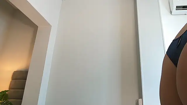 Madie  collins online show from July 30, 11:42 am