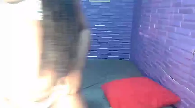 Snapshot of ShanayaKops chatting on January 2, 4:13 pm ShanayaKops online show from January 2, 4:13 pm