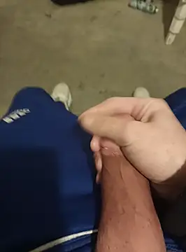 Snapshot of casper0303 chatting on January 18, 10:28 pm casper0303 online show from January 18, 10:28 pm