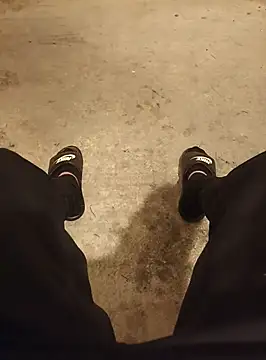 Snapshot of casper0303 chatting on March 9, 3:38 pm casper0303 online show from March 9, 3:38 pm