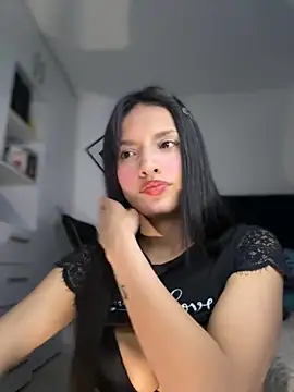 Snapshot of Dulceeany chatting on December 3, 12:51 am Dulceeany online show from December 3, 12:51 am